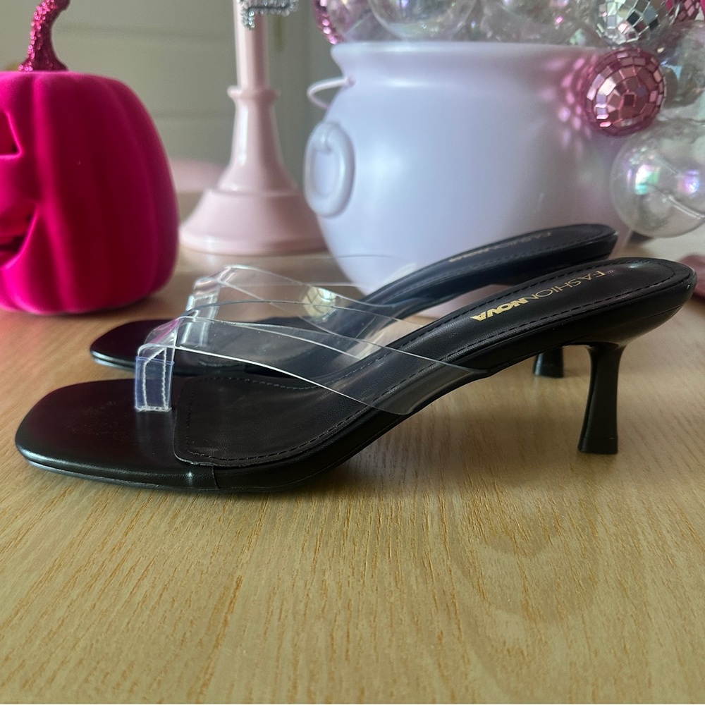 Fashion nova heeled sandals